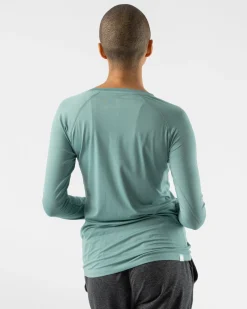 rabbit Long Sleeves><noscript><img width=