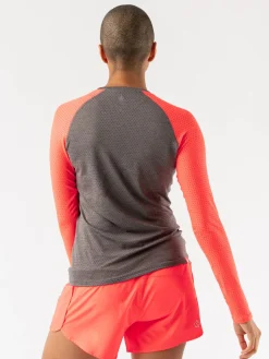 rabbit Long Sleeves><noscript><img width=