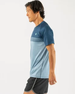 rabbit Short Sleeves><noscript><img width=