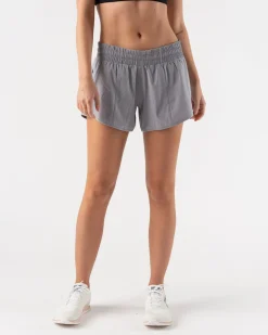 rabbit Shorts><noscript><img width=